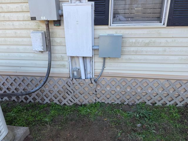 1986 N 3rd St, Merryville, LA 70653