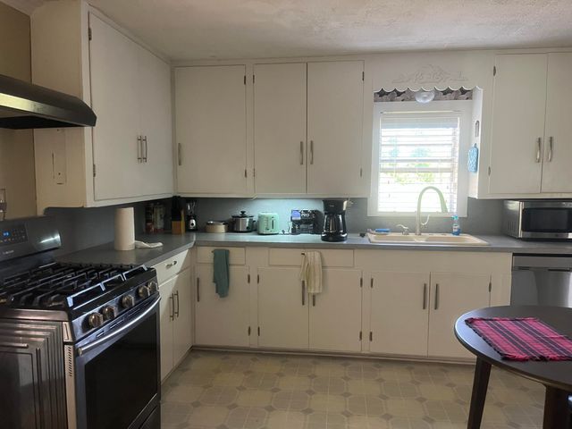 1986 N 3rd St, Merryville, LA 70653