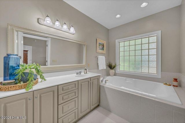 5033 Monck Court, Wilmington, NC 28409