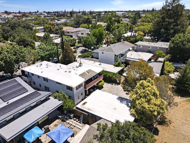 2110 Williams Street, Palo Alto, CA 94306