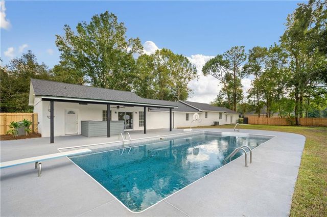 9366 Matlock Road, Irvington, AL 36544