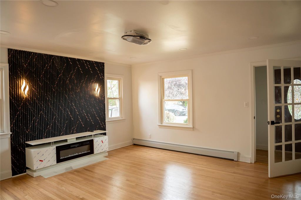 586 Stratford Road, Baldwin, NY 11510 — photo 3