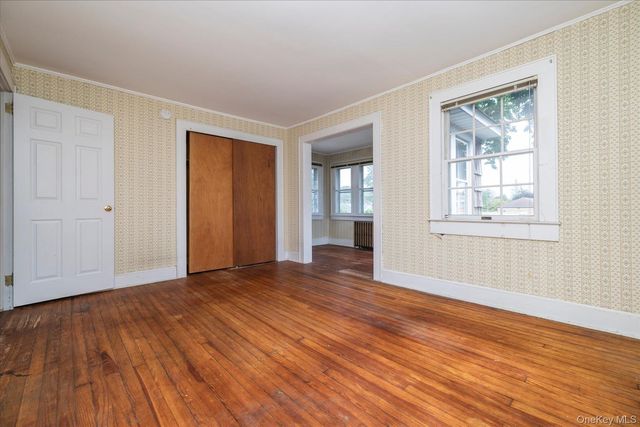 60 Ogston Terrace, Malverne, NY 11565