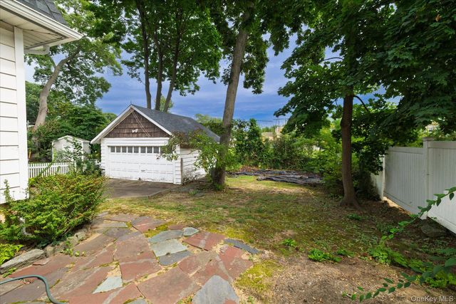 60 Ogston Terrace, Malverne, NY 11565