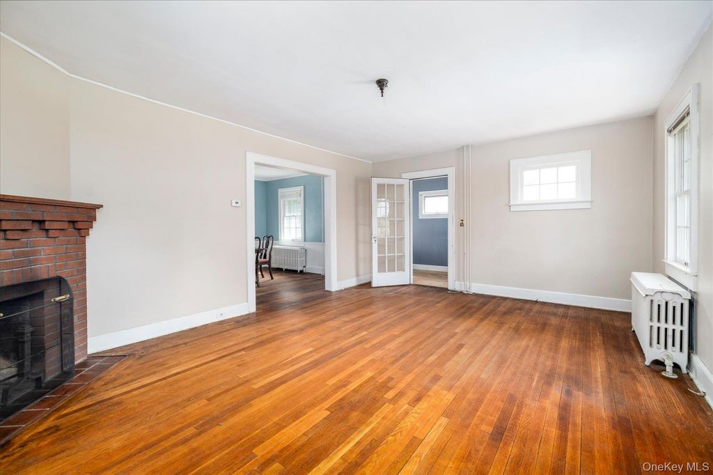 60 Ogston Terrace, Malverne, NY 11565 — photo 2