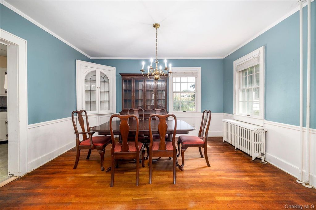 60 Ogston Terrace, Malverne, NY 11565 — photo 3
