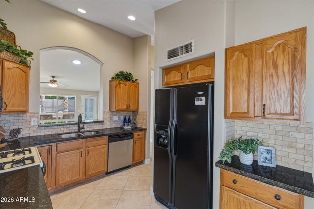 15330 W DOLL Lane, Surprise, AZ 85374