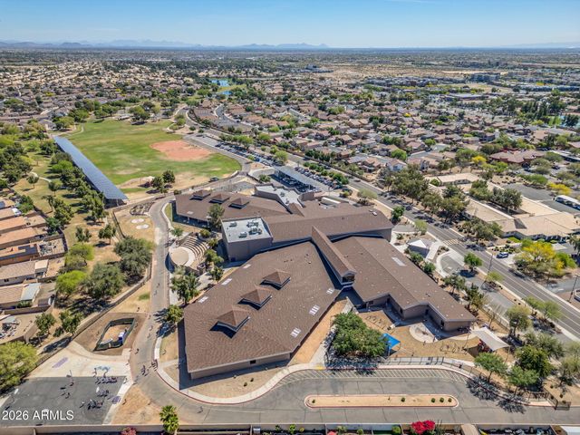 15330 W DOLL Lane, Surprise, AZ 85374