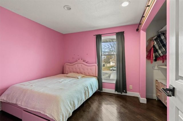 12318 S Locust Circle, Olathe, KS 66062