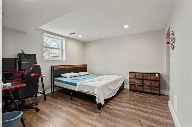 12318 S Locust Circle, Olathe, KS 66062