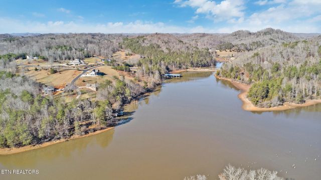 130 Clearwater Cove Drive, Madisonville, TN 37354
