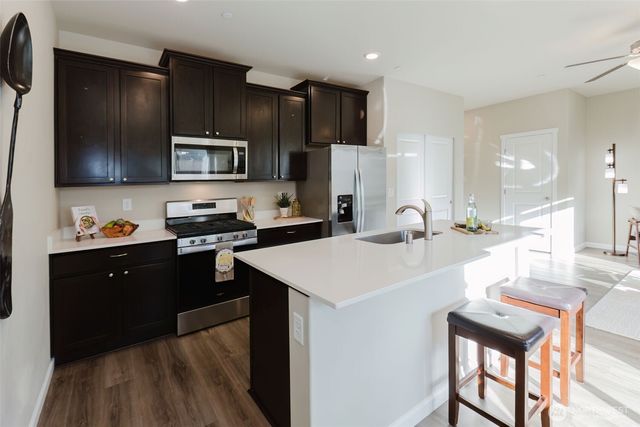 4517 Bay Vista Boulevard, Bremerton, WA 98312