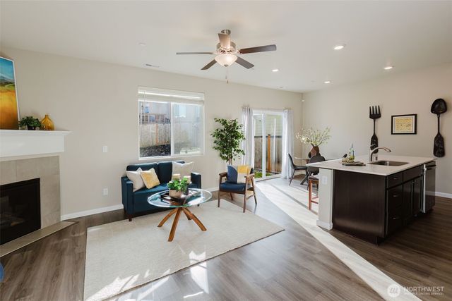 4517 Bay Vista Boulevard, Bremerton, WA 98312