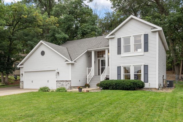 10470 169th Street W, Lakeville, MN 55044