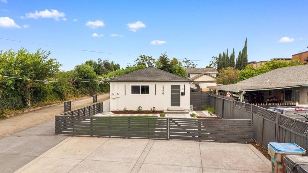 Image 49 of property listing at E San Antonio, San Jose, CA 95116