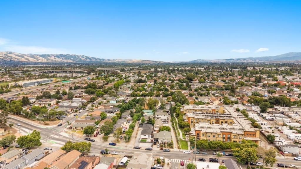 Image 58 of property listing at E San Antonio, San Jose, CA 95116