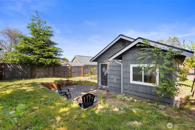 1207 High Avenue, Bremerton, WA 98337