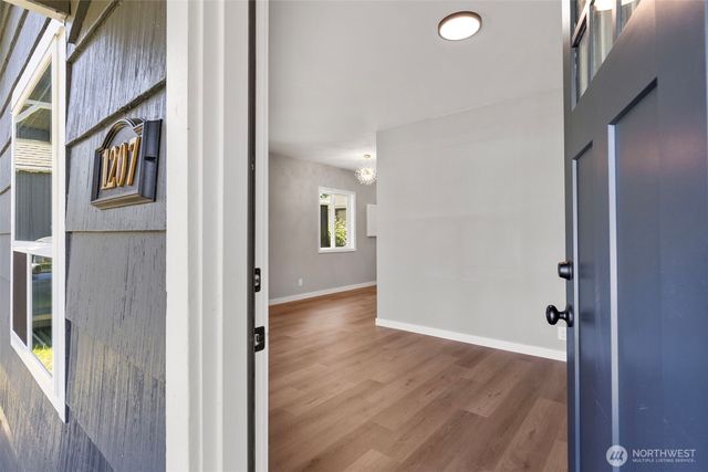 1207 High Avenue, Bremerton, WA 98337