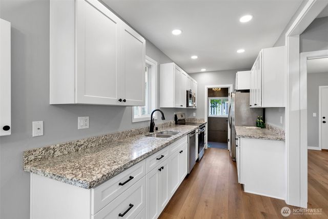 1207 High Avenue, Bremerton, WA 98337