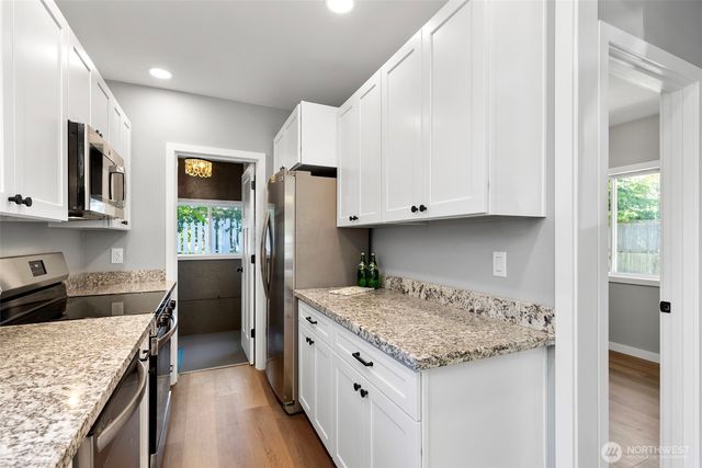 1207 High Avenue, Bremerton, WA 98337