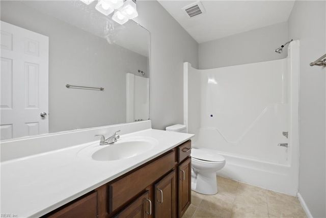 2215 Cannon DR, Virginia Beach, VA 23454