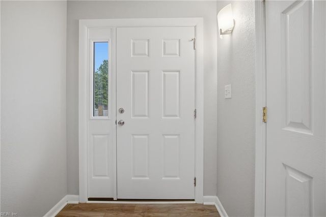 2215 Cannon DR, Virginia Beach, VA 23454