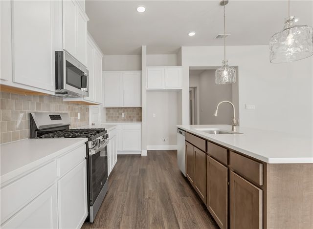 5953 Eldora Drive, College Station, TX 77845