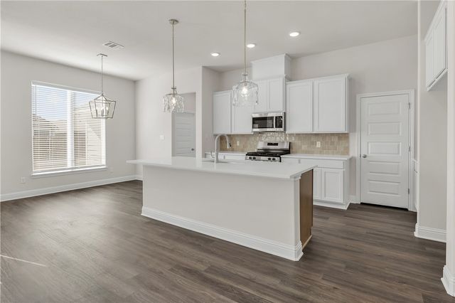 5953 Eldora Drive, College Station, TX 77845