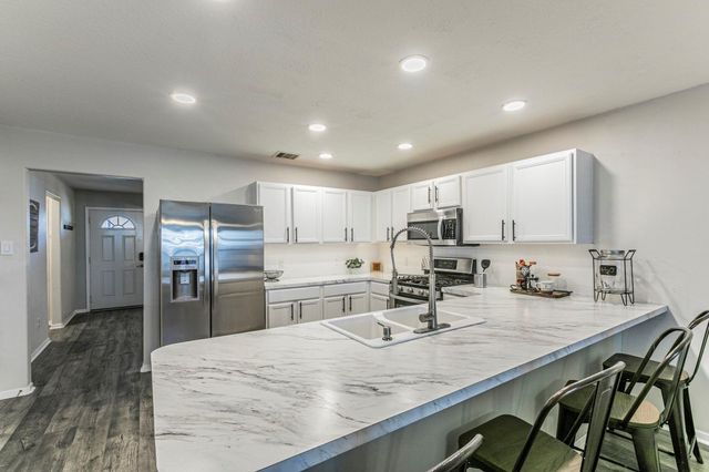 16731 Foursquare Drive, Conroe, TX 77385