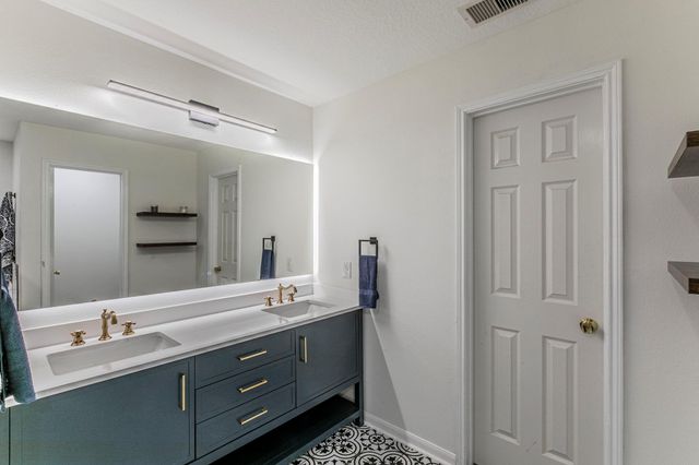 16731 Foursquare Drive, Conroe, TX 77385