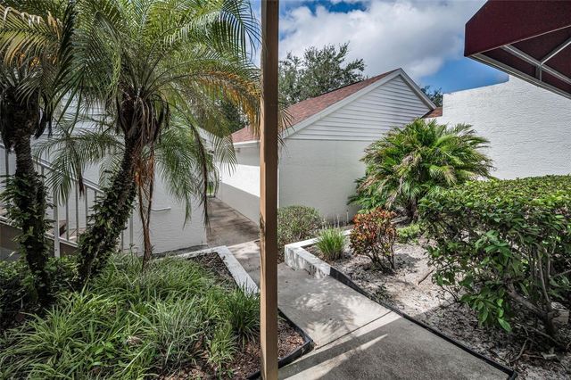 1400 WATER VIEW DRIVE W 104, Largo, FL 33771