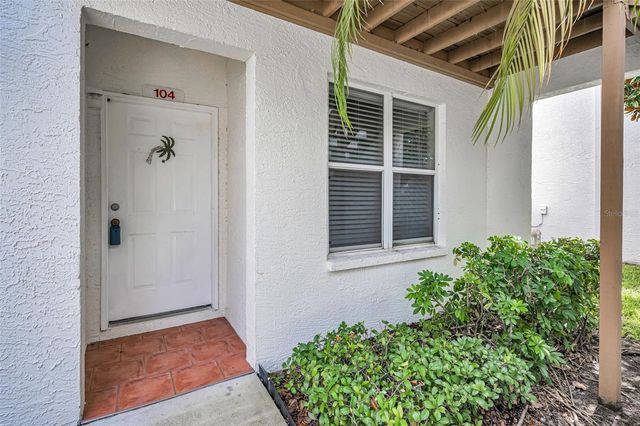 1400 WATER VIEW DRIVE W 104, Largo, FL 33771