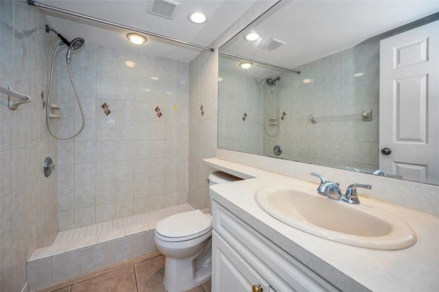 1400 WATER VIEW DRIVE W 104, Largo, FL 33771