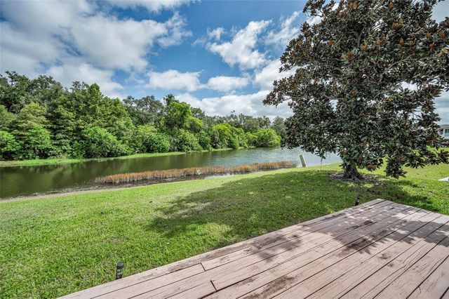 1400 WATER VIEW DRIVE W 104, Largo, FL 33771