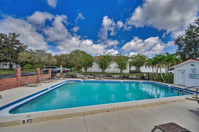1400 WATER VIEW DRIVE W 104, Largo, FL 33771