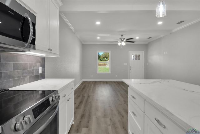 614 N Commerce, Overton, TX 75684