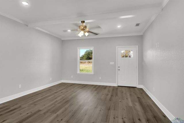 614 N Commerce, Overton, TX 75684