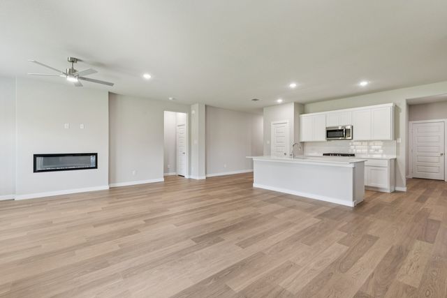 2114 Rowan Drive, Gunter, TX 75058