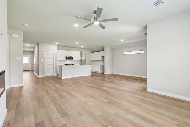 2114 Rowan Drive, Gunter, TX 75058