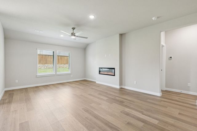 2114 Rowan Drive, Gunter, TX 75058
