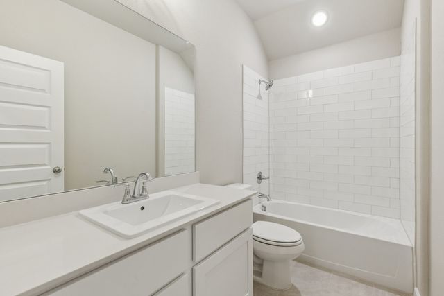 2114 Rowan Drive, Gunter, TX 75058