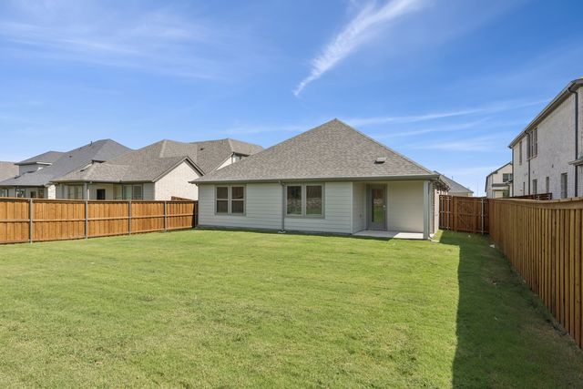 2114 Rowan Drive, Gunter, TX 75058