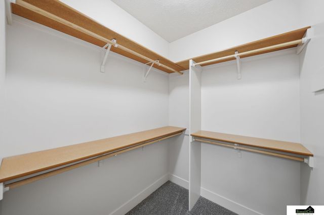 4925 Alvo Road, Lincoln, NE 68514