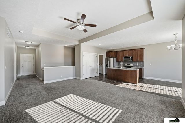 4925 Alvo Road, Lincoln, NE 68514