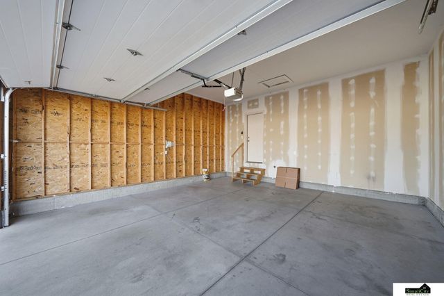 4925 Alvo Road, Lincoln, NE 68514