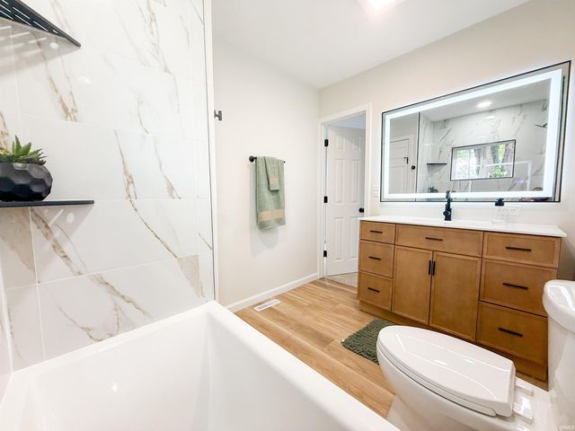 23598 Arlene Avenue, Elkhart, IN 46517