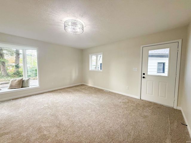 23598 Arlene Avenue, Elkhart, IN 46517