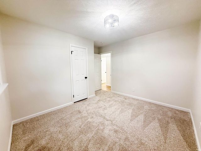 23598 Arlene Avenue, Elkhart, IN 46517