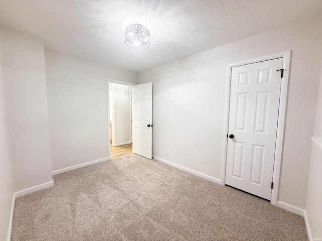 23598 Arlene Avenue, Elkhart, IN 46517