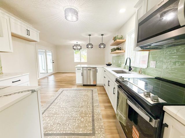 23598 Arlene Avenue, Elkhart, IN 46517